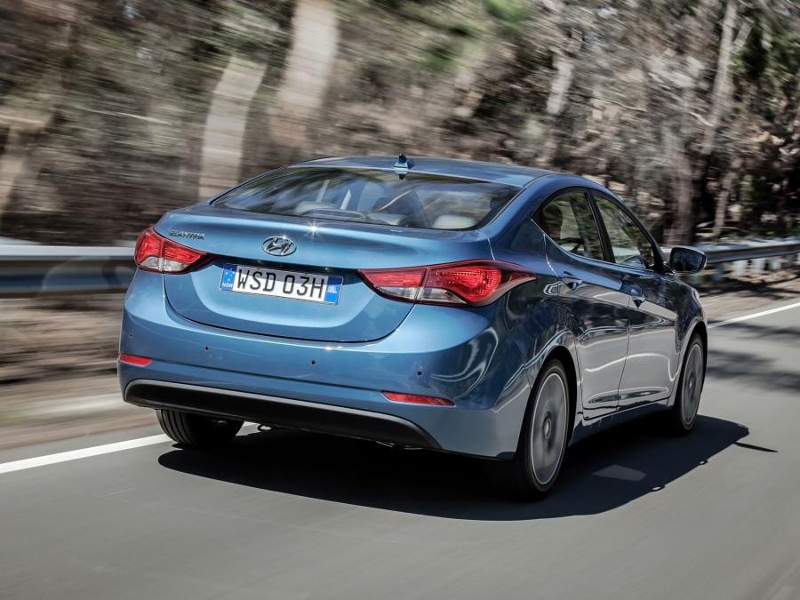  Hyundai Elantra 2014 года  (AU) (фото 9 из 22)